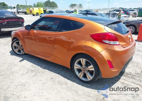 2016 Hyundai Veloster z USA, uszkodzony, nr VIN KMHTC6AD8GU300229
